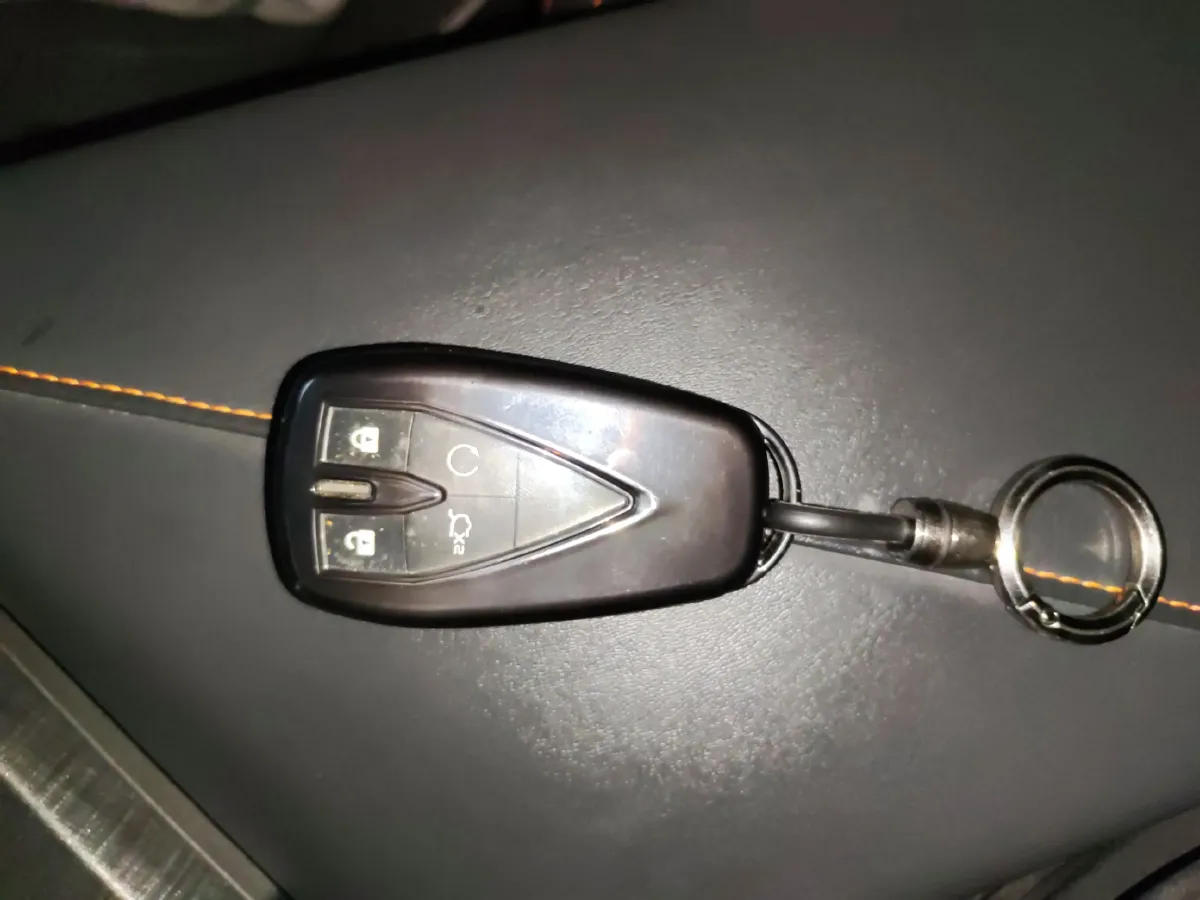 2025 ChangAn UNI-V 1.5T 192HP L4 7DCT,autocango,china used car exporter,china ev exporter,chinese used car exporter,chinese used ev exporter