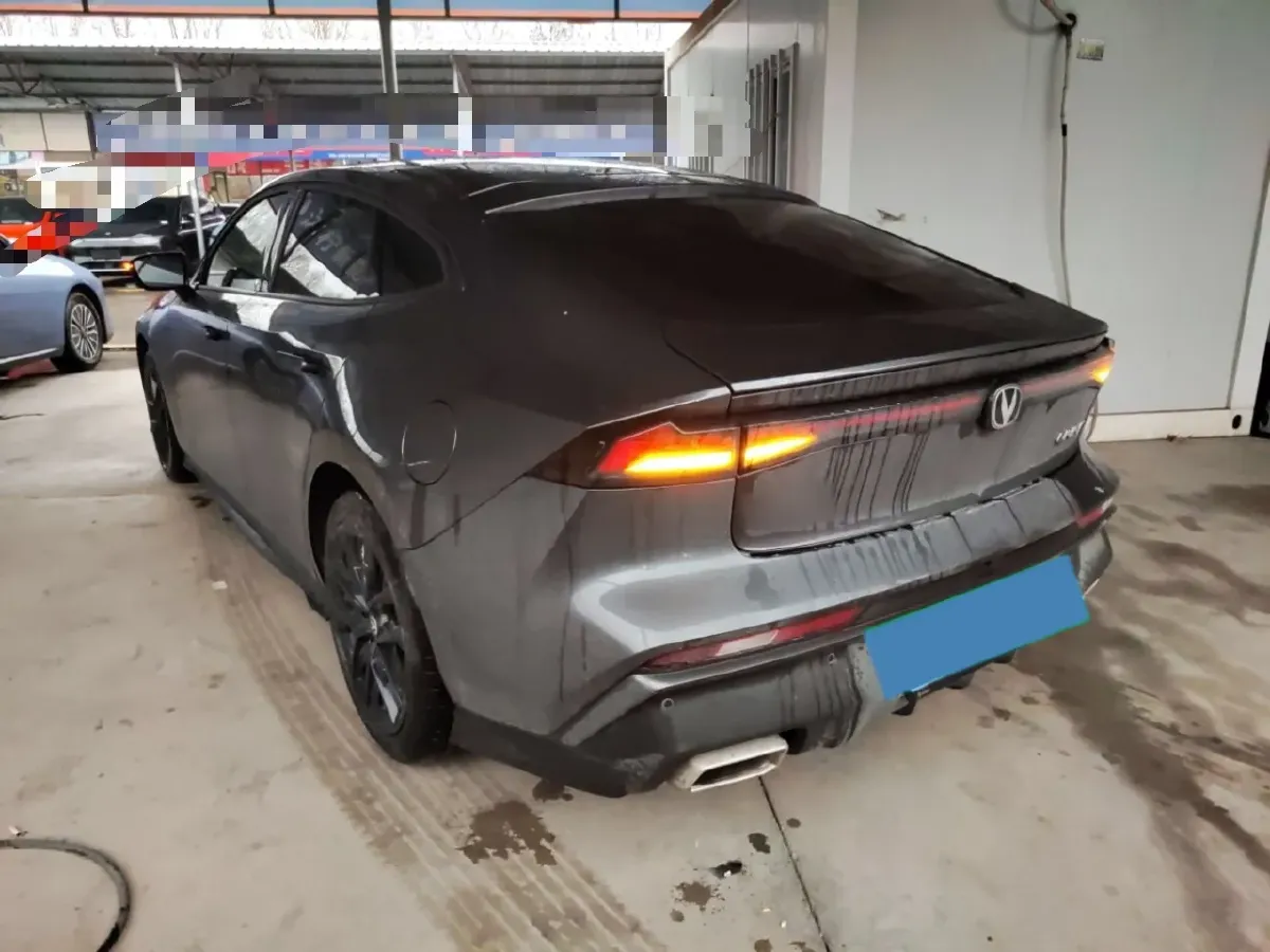 2025 ChangAn UNI-V 1.5T 192HP L4 7DCT,autocango,china used car exporter,china ev exporter,chinese used car exporter,chinese used ev exporter