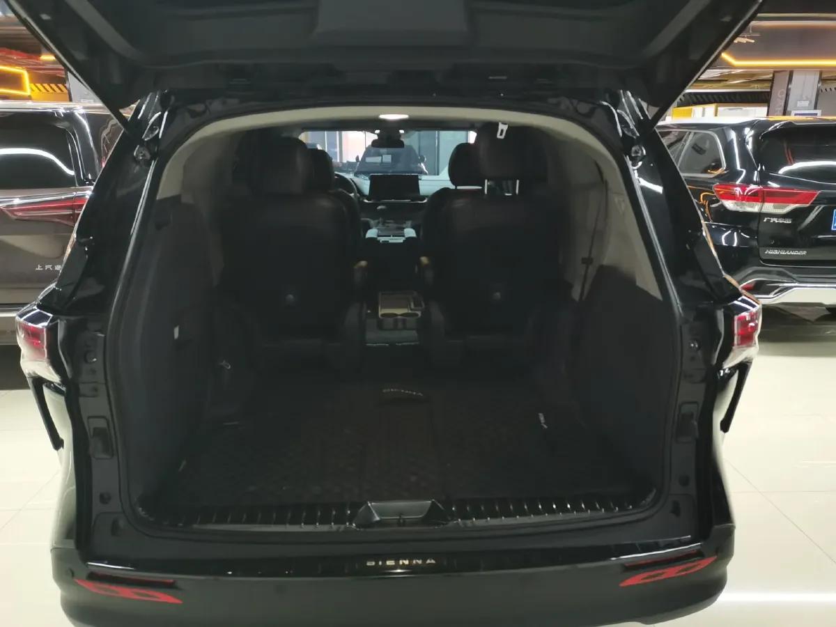 2024 Toyota Sienna 2.5L 189HP L4 E-CVT Hybrid,autocango,china used car exporter,china ev exporter,chinese used car exporter,chinese used ev exporter