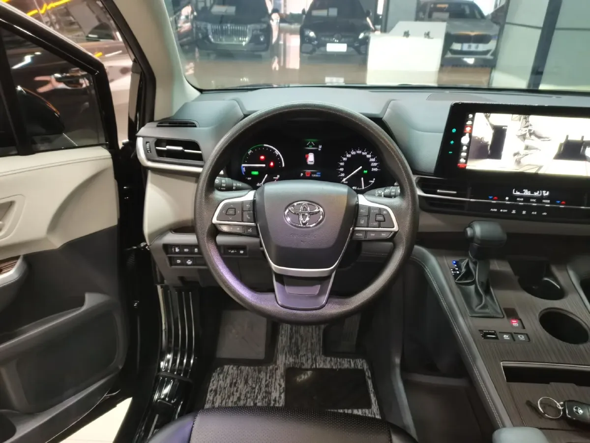 2024 Toyota Sienna 2.5L 189HP L4 E-CVT Hybrid,autocango,china used car exporter,china ev exporter,chinese used car exporter,chinese used ev exporter