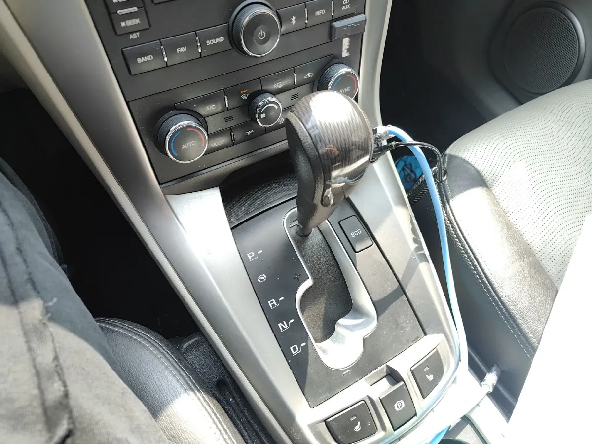 2014 Chevrolet Captiva 2.4L 167HP L4 6AT,autocango,china used car exporter,china ev exporter,chinese used car exporter,chinese used ev exporter