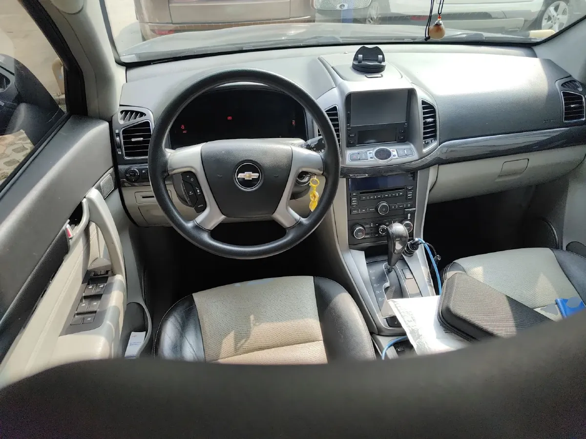 2014 Chevrolet Captiva 2.4L 167HP L4 6AT,autocango,china used car exporter,china ev exporter,chinese used car exporter,chinese used ev exporter