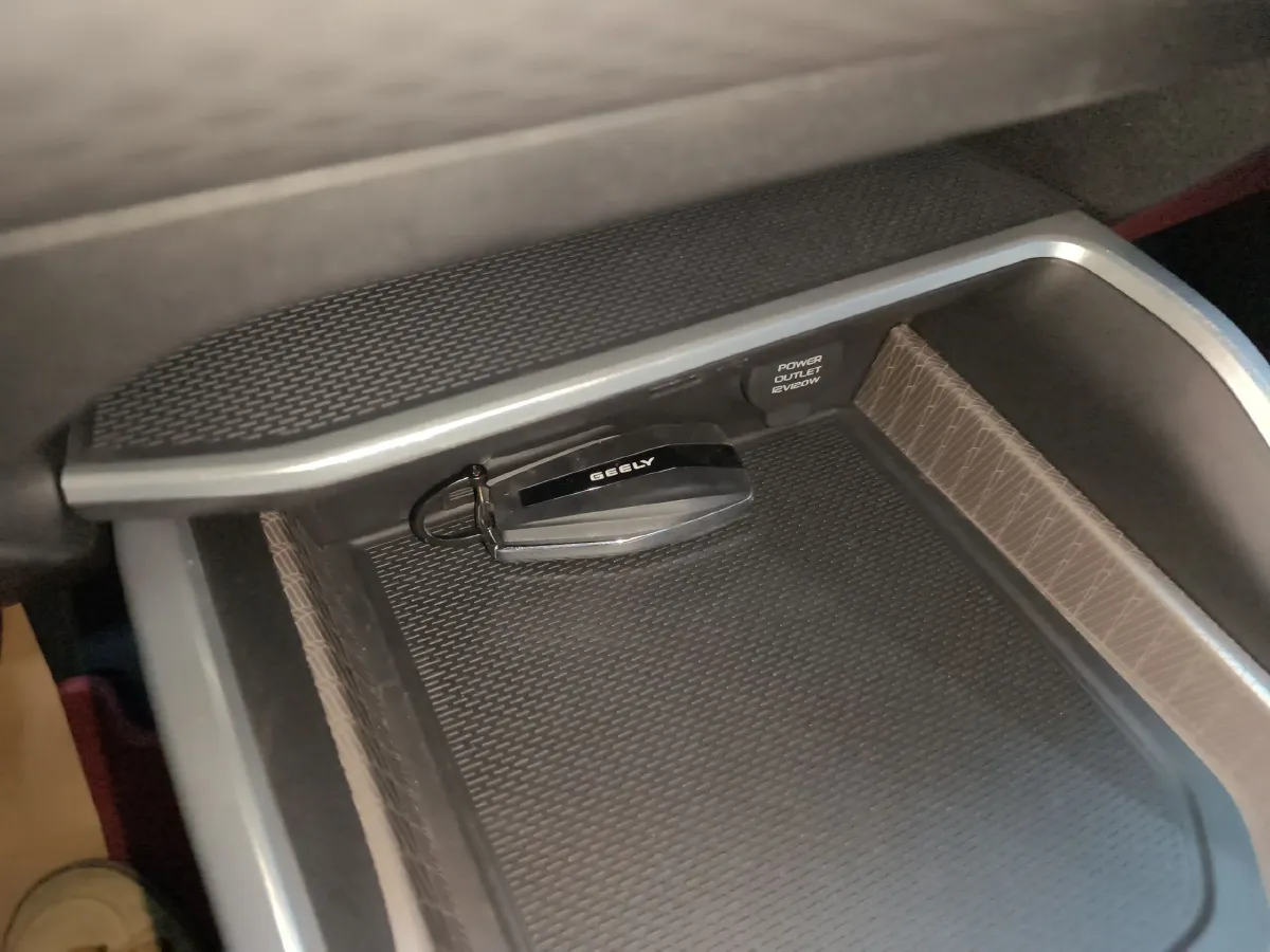 2023 Geely Emgrand 1.5L 127HP L4 CVT,autocango,china used car exporter,china ev exporter,chinese used car exporter,chinese used ev exporter