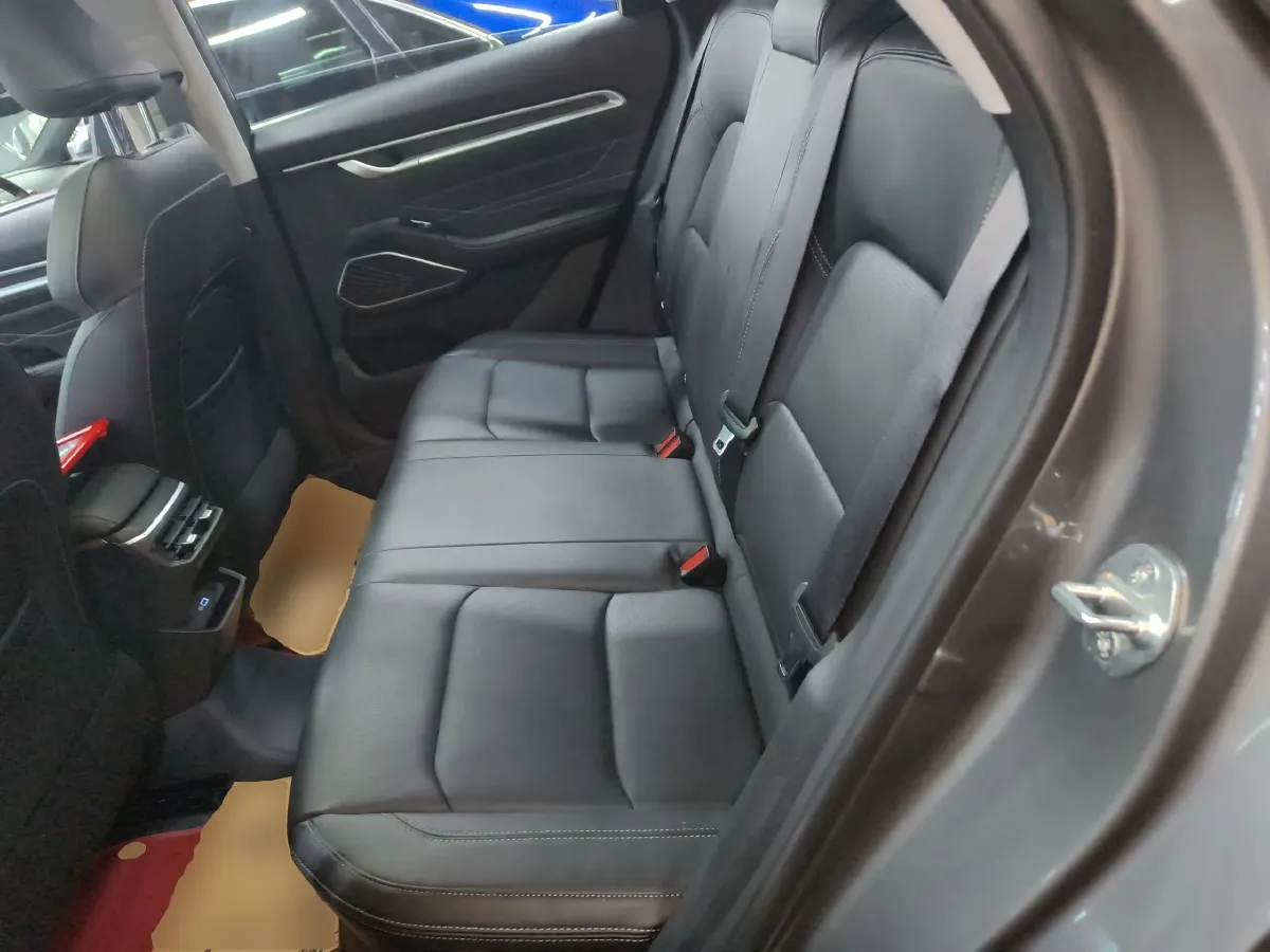 2023 Geely Emgrand 1.5L 127HP L4 CVT,autocango,china used car exporter,china ev exporter,chinese used car exporter,chinese used ev exporter