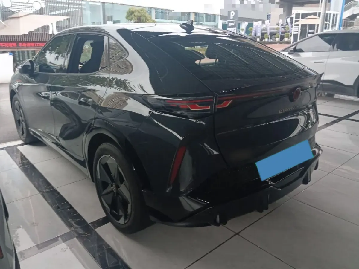 2024 Volkswagen ID.UNYX 06 BEV 80.2KWH,autocango,china used car exporter,china ev exporter,chinese used car exporter,chinese used ev exporter