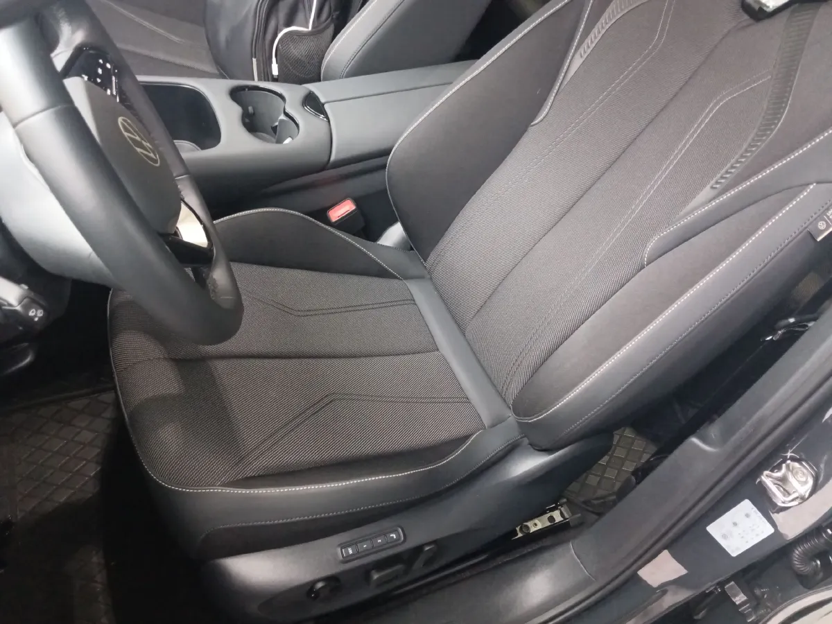 2024 Volkswagen ID.UNYX 06 BEV 80.2KWH,autocango,china used car exporter,china ev exporter,chinese used car exporter,chinese used ev exporter