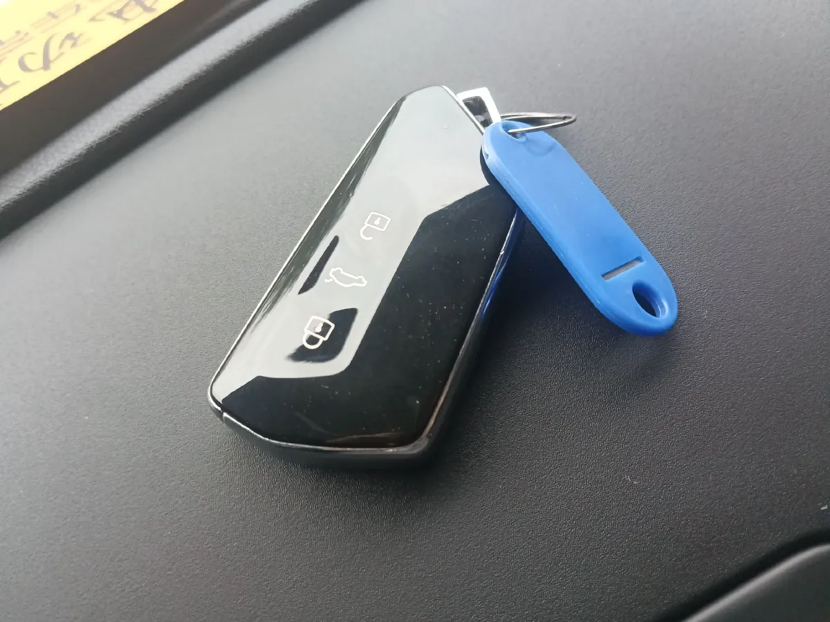 2024 Volkswagen ID.UNYX 06 BEV 80.2KWH,autocango,china used car exporter,china ev exporter,chinese used car exporter,chinese used ev exporter