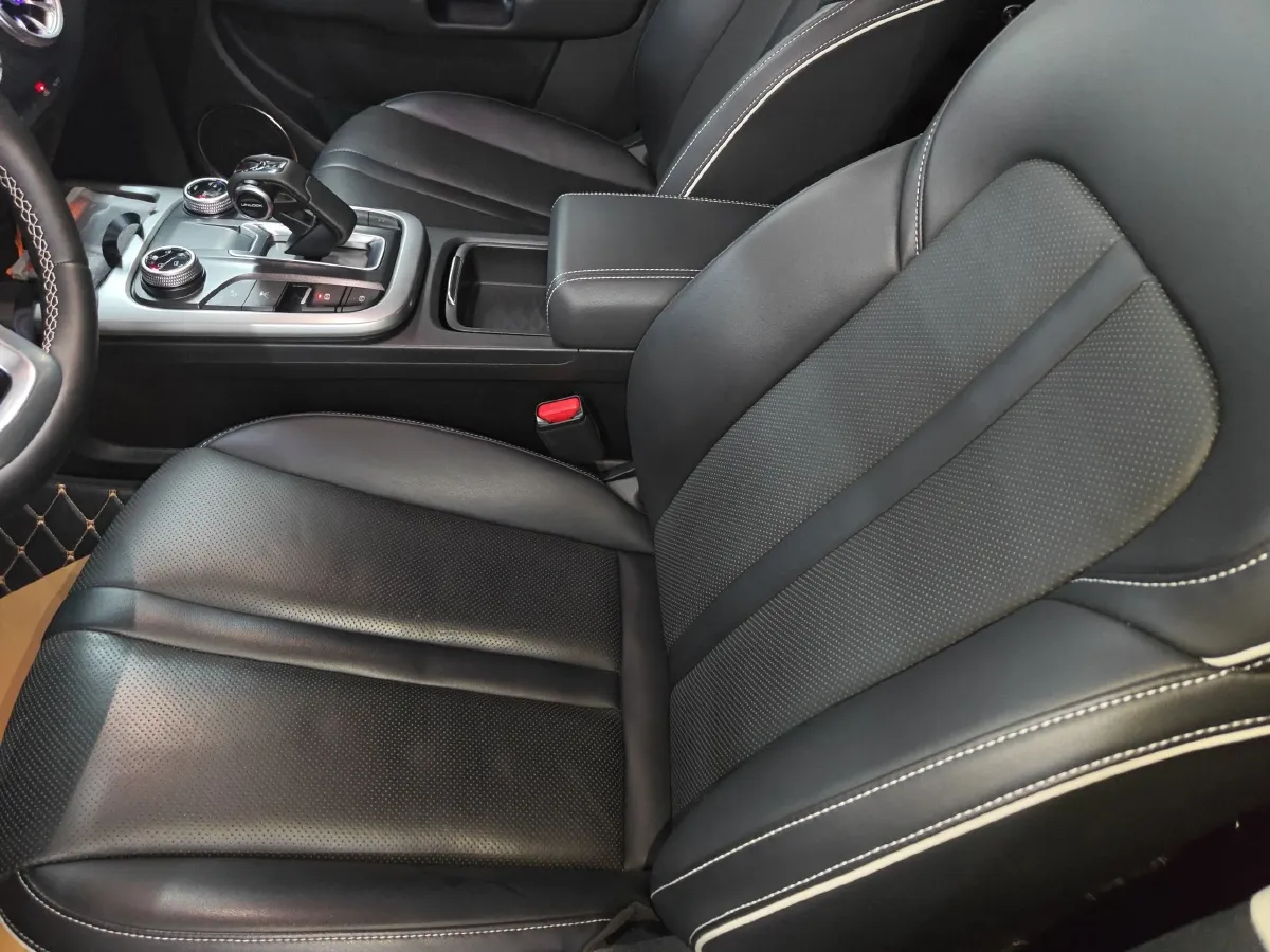 2024 Tank 300 2.0T 227HP L4 8AT,autocango,china used car exporter,china ev exporter,chinese used car exporter,chinese used ev exporter