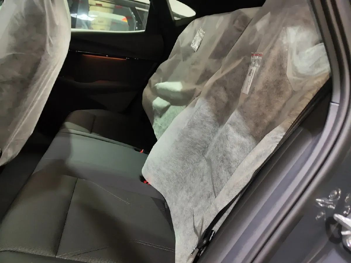 2025 Volkswagen ID.UNYX 06 BEV,autocango,china used car exporter,china ev exporter,chinese used car exporter,chinese used ev exporter