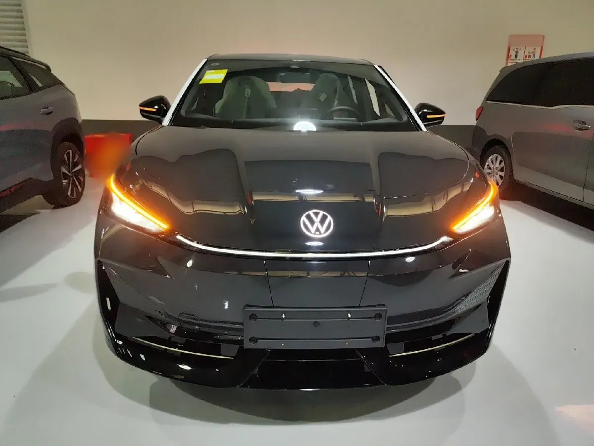 2025 Volkswagen ID.UNYX 06 BEV,autocango,china used car exporter,china ev exporter,chinese used car exporter,chinese used ev exporter