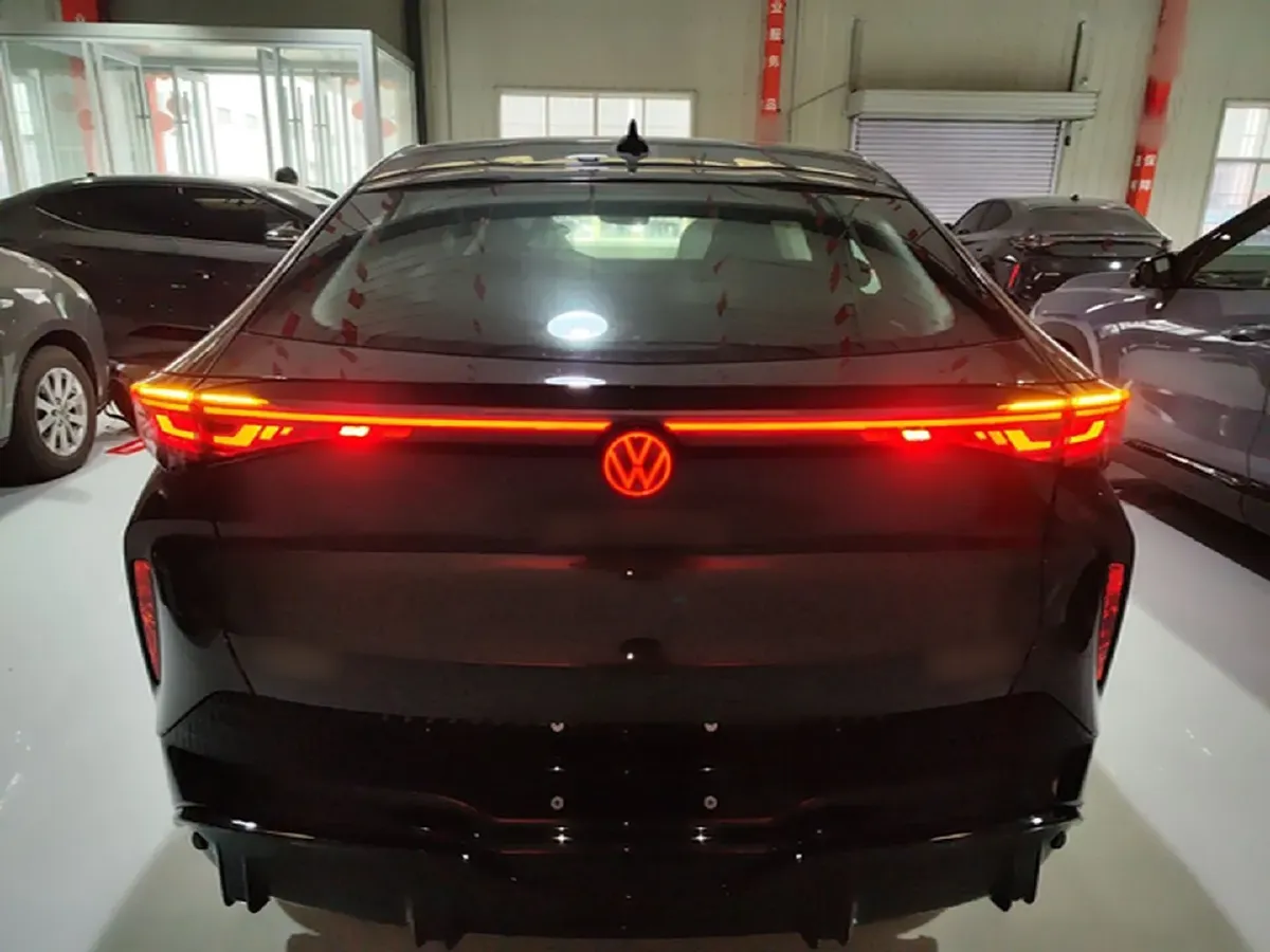 2025 Volkswagen ID.UNYX 06 BEV,autocango,china used car exporter,china ev exporter,chinese used car exporter,chinese used ev exporter