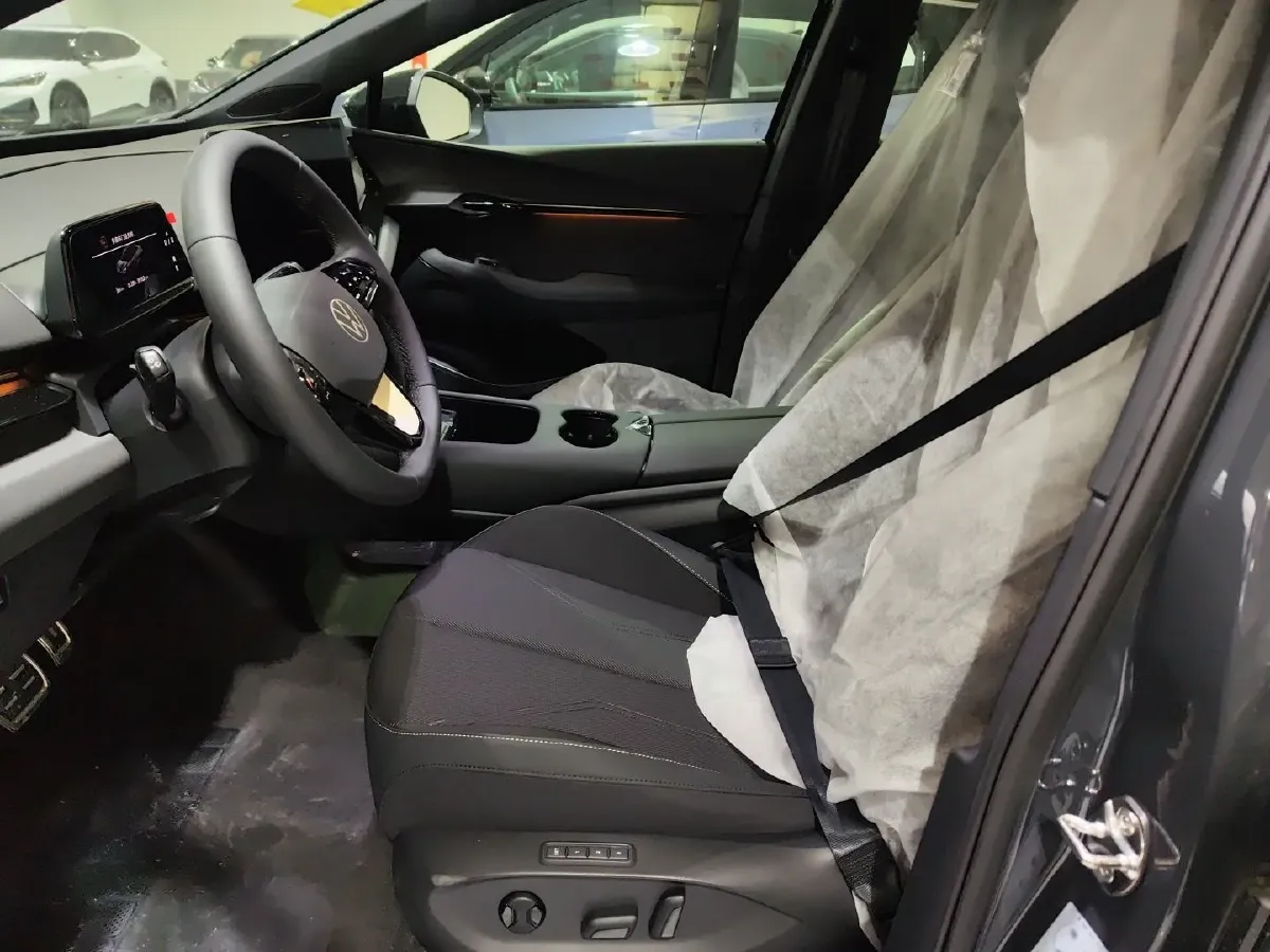 2025 Volkswagen ID.UNYX 06 BEV,autocango,china used car exporter,china ev exporter,chinese used car exporter,chinese used ev exporter