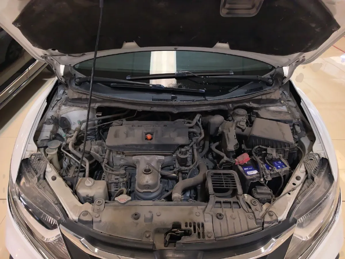 2017 Honda Jade 1.8L 141HP L4 5AT,autocango,china used car exporter,china ev exporter,chinese used car exporter,chinese used ev exporter