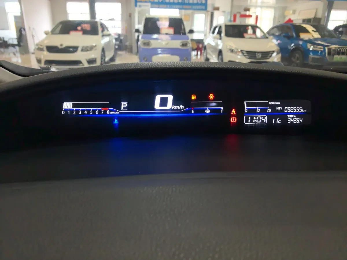 2017 Honda Jade 1.8L 141HP L4 5AT,autocango,china used car exporter,china ev exporter,chinese used car exporter,chinese used ev exporter
