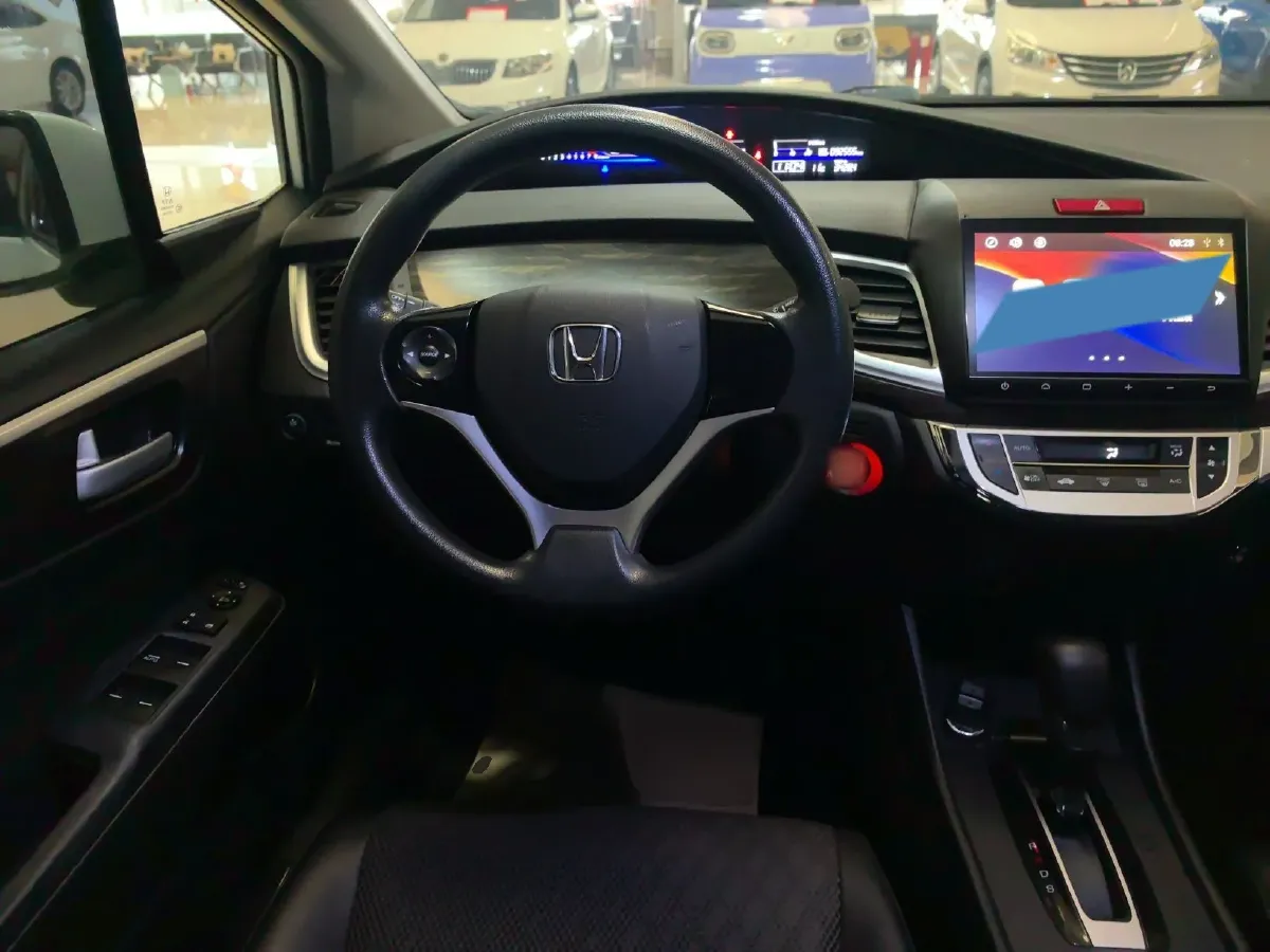 2017 Honda Jade 1.8L 141HP L4 5AT,autocango,china used car exporter,china ev exporter,chinese used car exporter,chinese used ev exporter