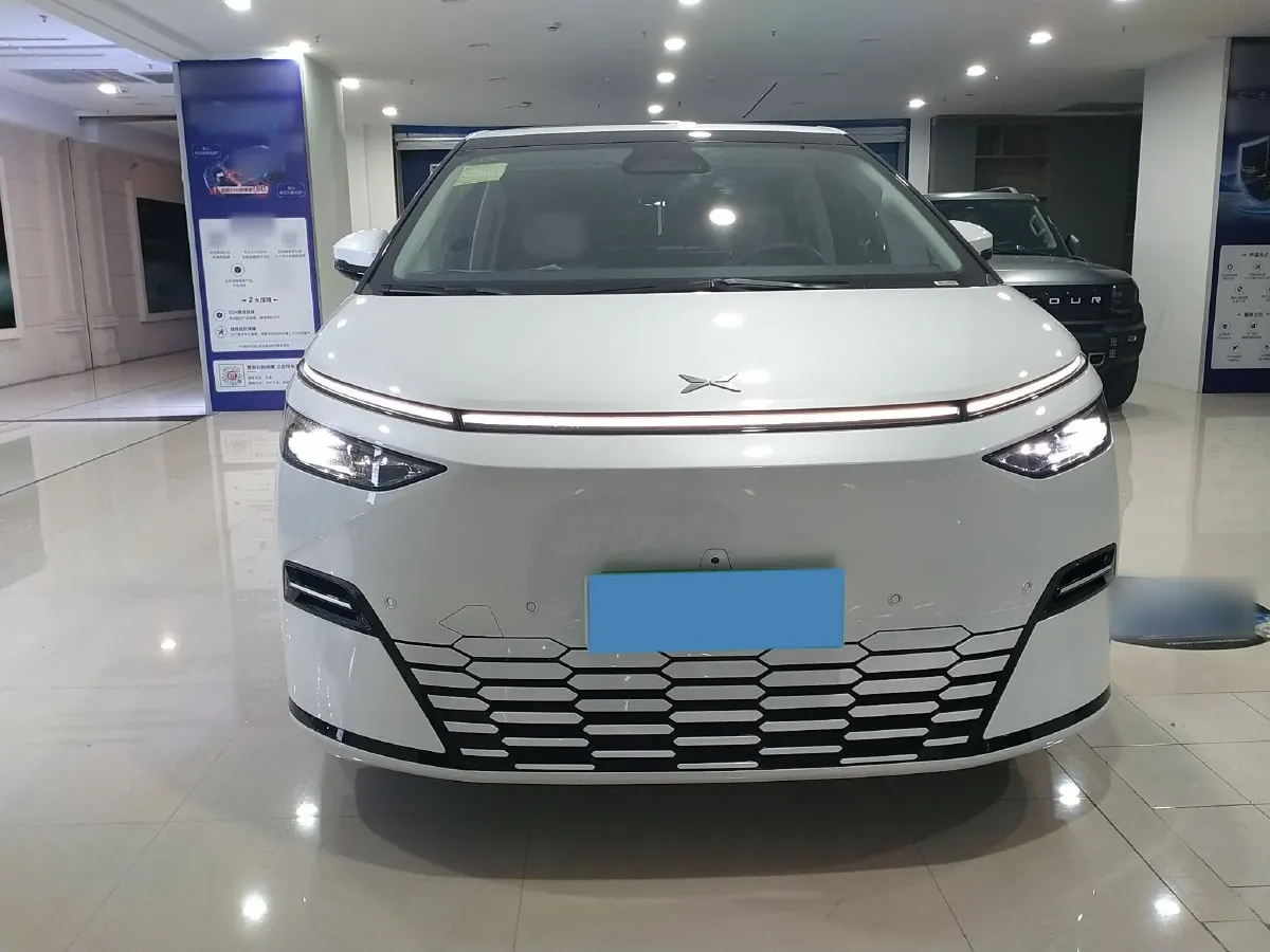 2025 Xpeng X9 BEV,autocango,china used car exporter,china ev exporter,chinese used car exporter,chinese used ev exporter