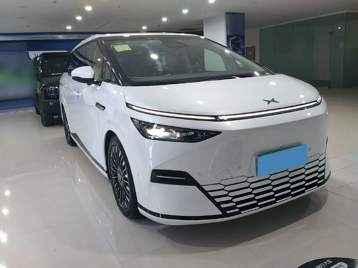 2025 Xpeng X9 BEV,autocango,china used car exporter,china ev exporter,chinese used car exporter,chinese used ev exporter