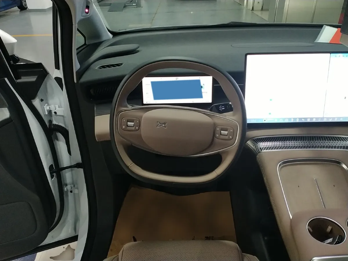 2025 Xpeng X9 BEV,autocango,china used car exporter,china ev exporter,chinese used car exporter,chinese used ev exporter