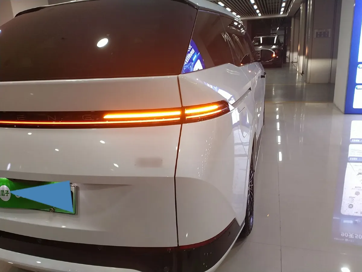 2025 Xpeng X9 BEV,autocango,china used car exporter,china ev exporter,chinese used car exporter,chinese used ev exporter