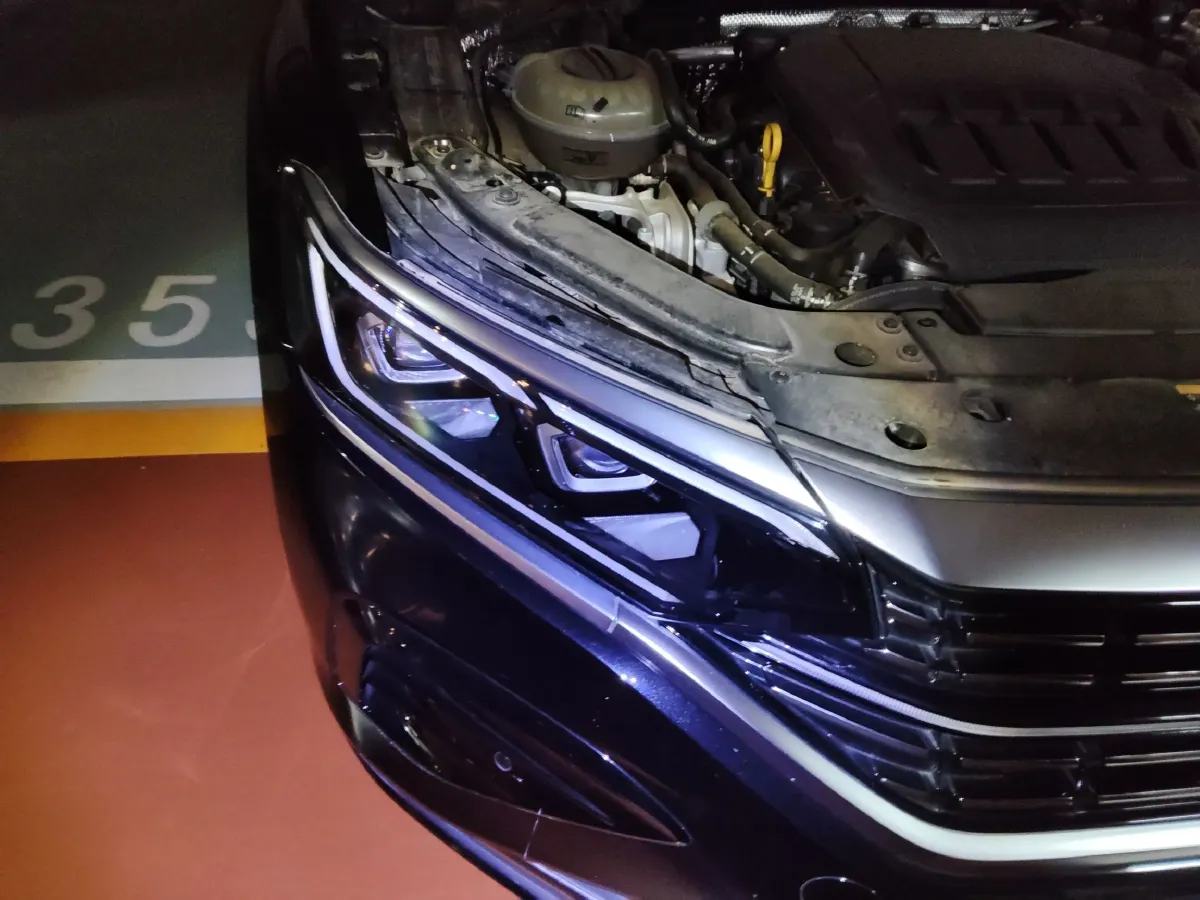 2022 Toyota Avalon 2.5L 209HP L4 8AT,autocango,china used car exporter,china ev exporter,chinese used car exporter,chinese used ev exporter