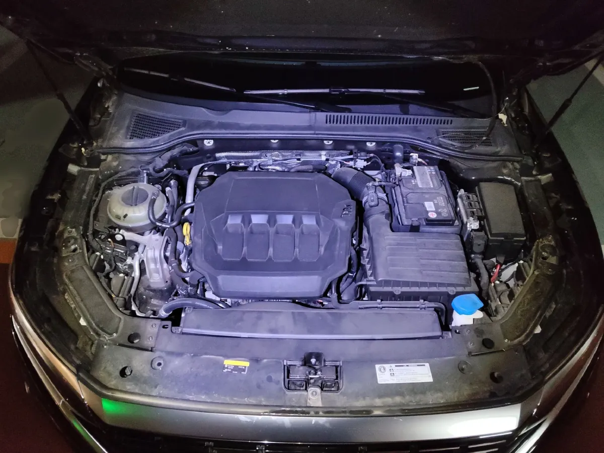 2022 Toyota Avalon 2.5L 209HP L4 8AT,autocango,china used car exporter,china ev exporter,chinese used car exporter,chinese used ev exporter