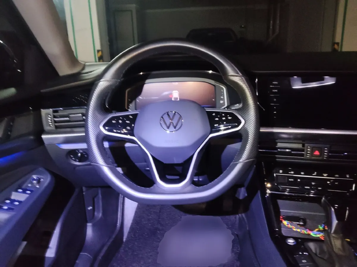 2022 Toyota Avalon 2.5L 209HP L4 8AT,autocango,china used car exporter,china ev exporter,chinese used car exporter,chinese used ev exporter