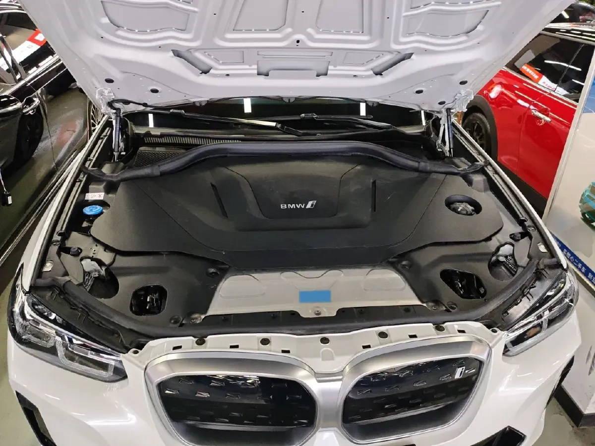 2023 BMW iX3 BEV 80KWH,autocango,china used car exporter,china ev exporter,chinese used car exporter,chinese used ev exporter