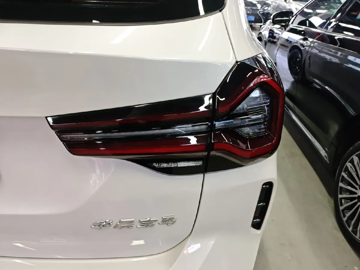 2023 BMW iX3 BEV 80KWH,autocango,china used car exporter,china ev exporter,chinese used car exporter,chinese used ev exporter