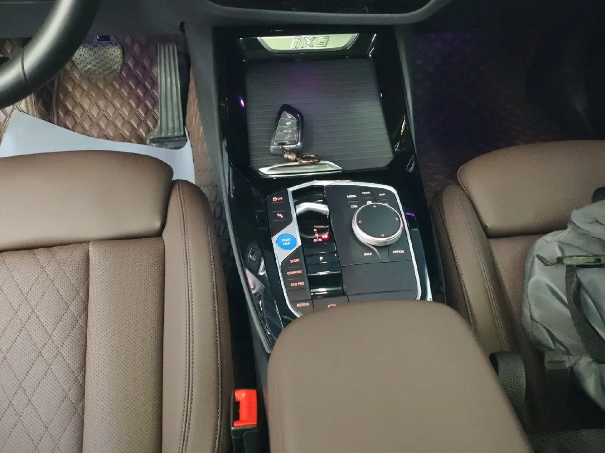 2023 BMW iX3 BEV 80KWH,autocango,china used car exporter,china ev exporter,chinese used car exporter,chinese used ev exporter