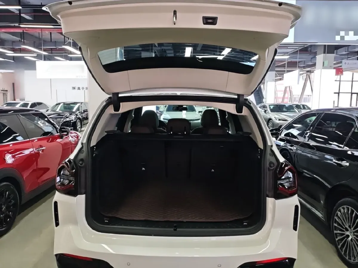 2023 BMW iX3 BEV 80KWH,autocango,china used car exporter,china ev exporter,chinese used car exporter,chinese used ev exporter