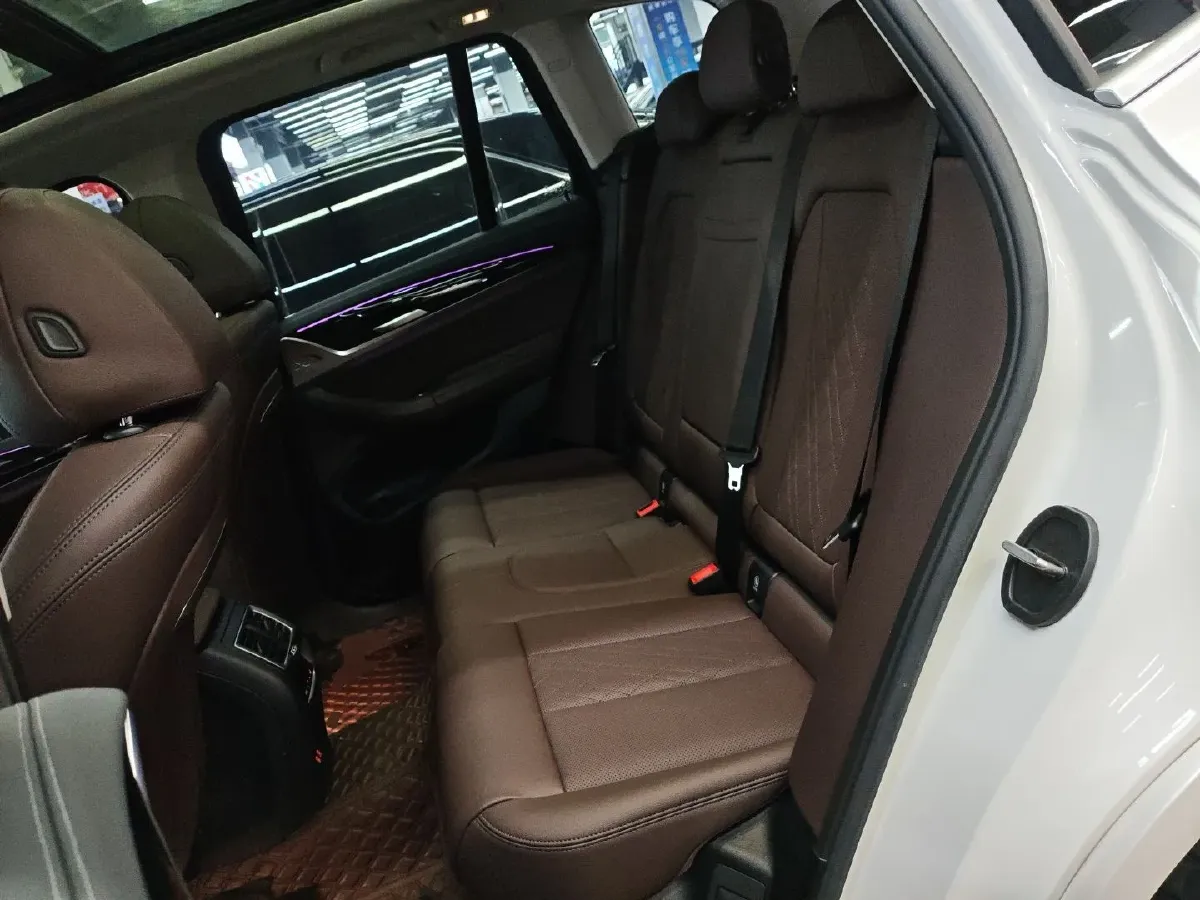 2023 BMW iX3 BEV 80KWH,autocango,china used car exporter,china ev exporter,chinese used car exporter,chinese used ev exporter