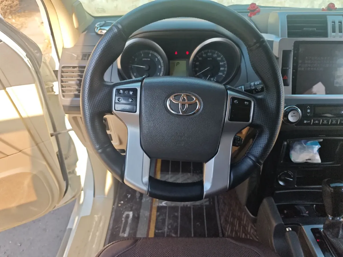 2014 Toyota Land Cruiser Prado 2.7L 163HP L4 4AT,autocango,china used car exporter,china ev exporter,chinese used car exporter,chinese used ev exporter