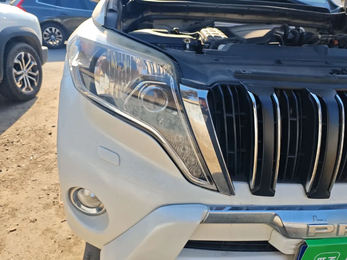 2014 Toyota Land Cruiser Prado 2.7L 163HP L4 4AT,autocango,china used car exporter,china ev exporter,chinese used car exporter,chinese used ev exporter