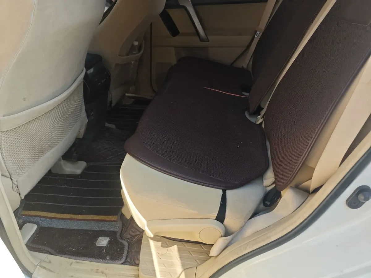 2014 Toyota Land Cruiser Prado 2.7L 163HP L4 4AT,autocango,china used car exporter,china ev exporter,chinese used car exporter,chinese used ev exporter