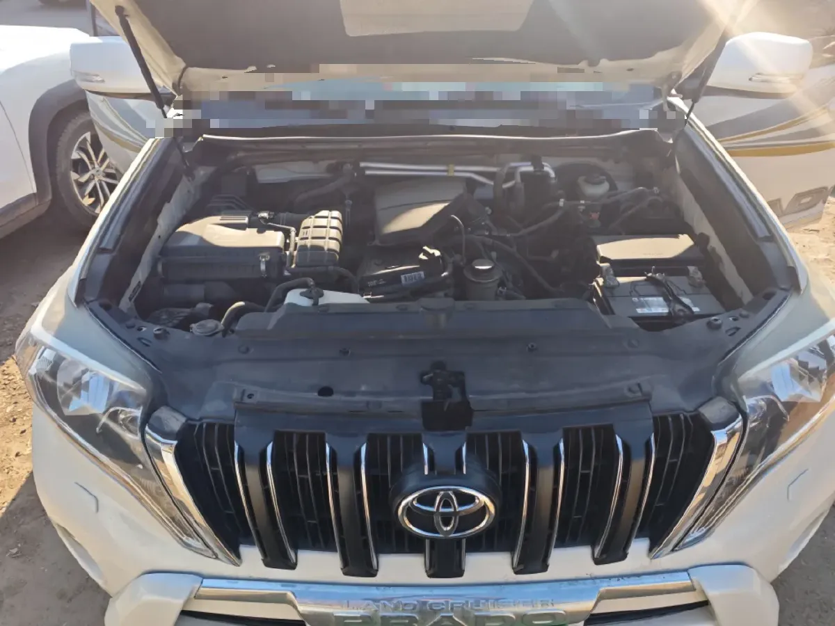 2014 Toyota Land Cruiser Prado 2.7L 163HP L4 4AT,autocango,china used car exporter,china ev exporter,chinese used car exporter,chinese used ev exporter