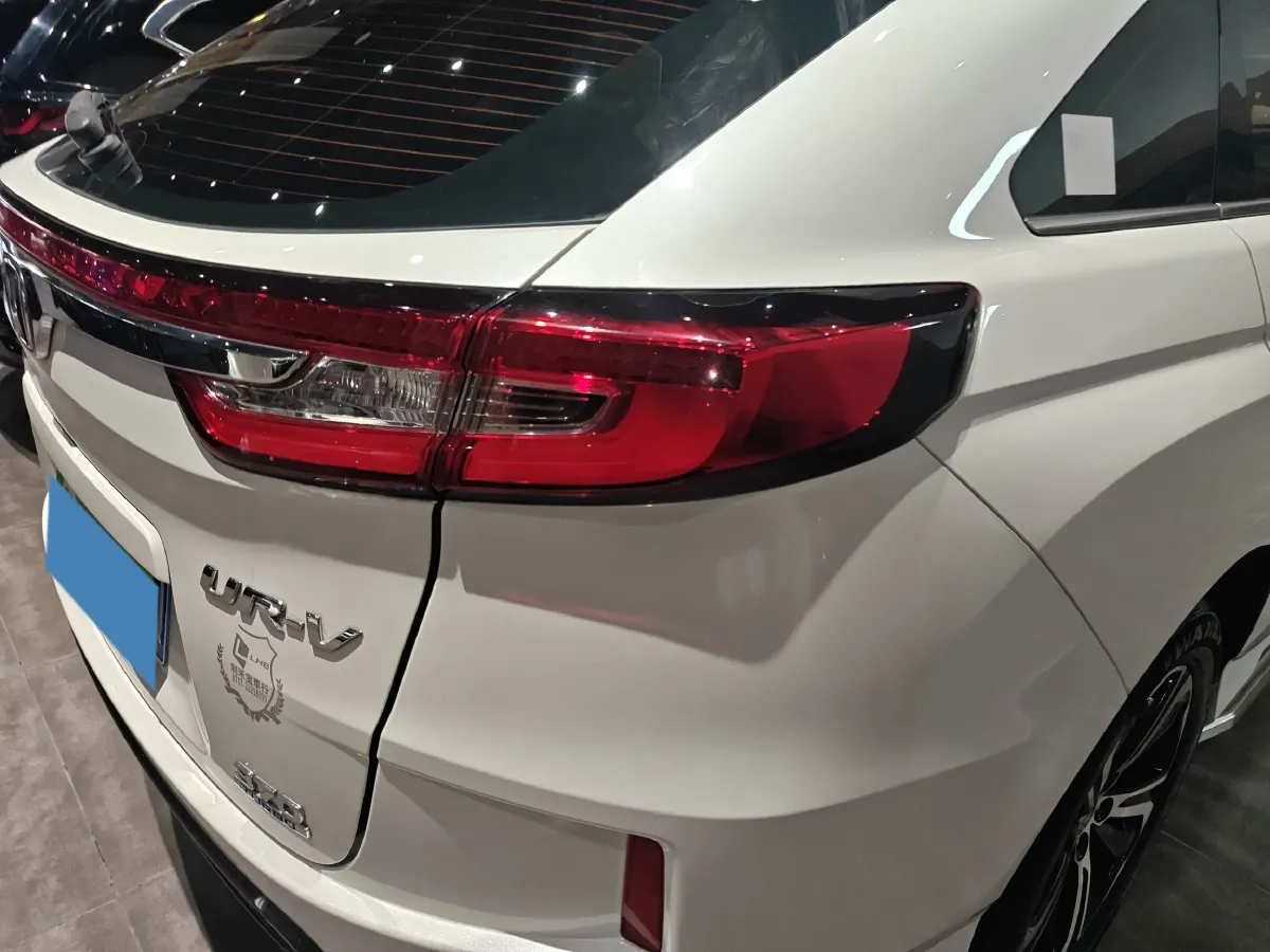 2017 Hyundai Grand SantaFe 2.0T 241HP L4 6AT,autocango,china used car exporter,china ev exporter,chinese used car exporter,chinese used ev exporter