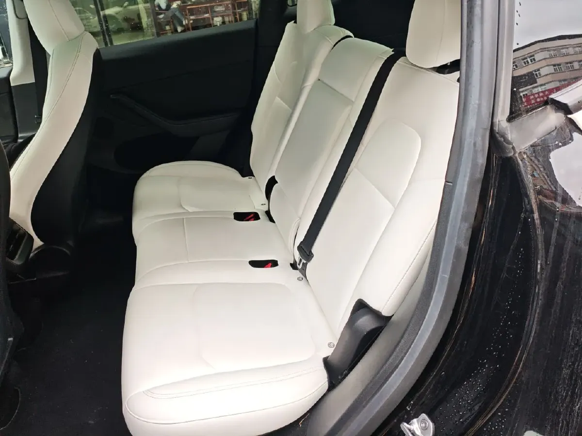 2022 Tesla Model Y BEV 60KWH,autocango,china used car exporter,china ev exporter,chinese used car exporter,chinese used ev exporter