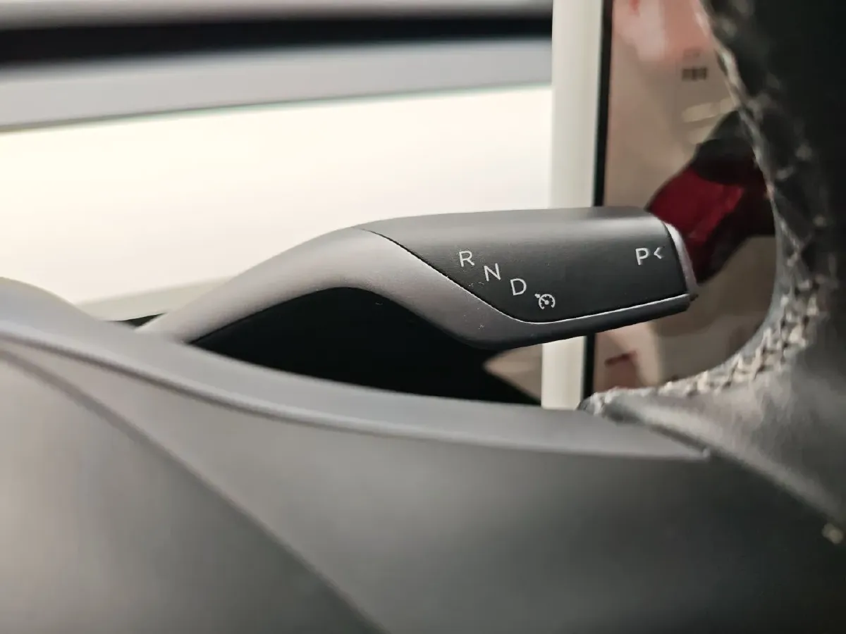 2022 Tesla Model Y BEV 60KWH,autocango,china used car exporter,china ev exporter,chinese used car exporter,chinese used ev exporter