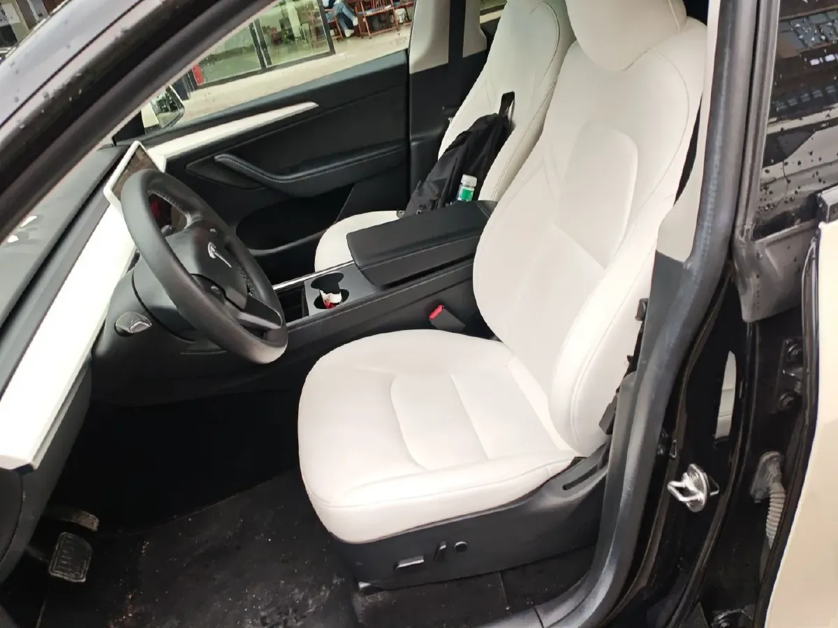 2022 Tesla Model Y BEV 60KWH,autocango,china used car exporter,china ev exporter,chinese used car exporter,chinese used ev exporter