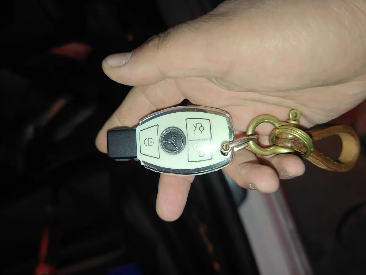 2017 Mercedes-Benz C Class 2.0T 184HP L4 7AT,autocango,china used car exporter,china ev exporter,chinese used car exporter,chinese used ev exporter