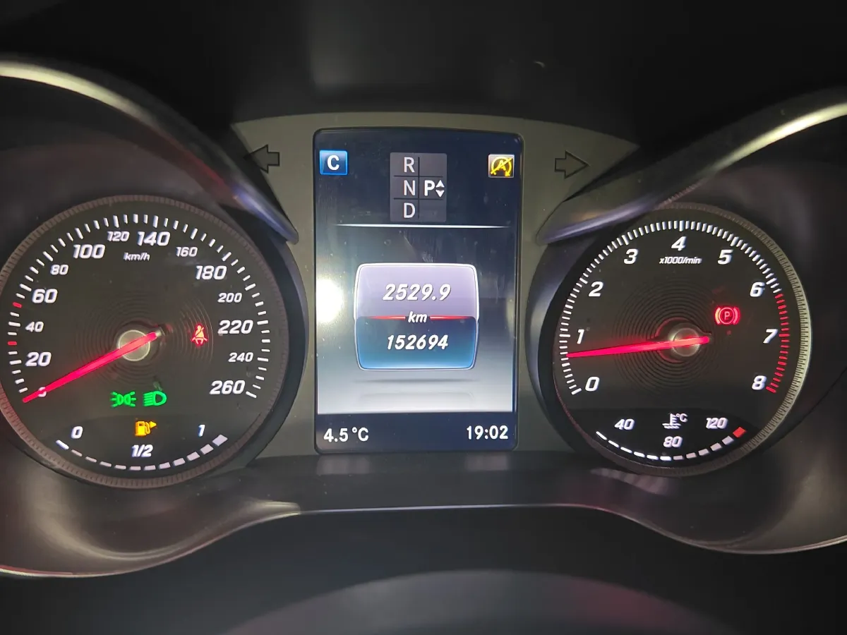 2017 Mercedes-Benz C Class 2.0T 184HP L4 7AT,autocango,china used car exporter,china ev exporter,chinese used car exporter,chinese used ev exporter