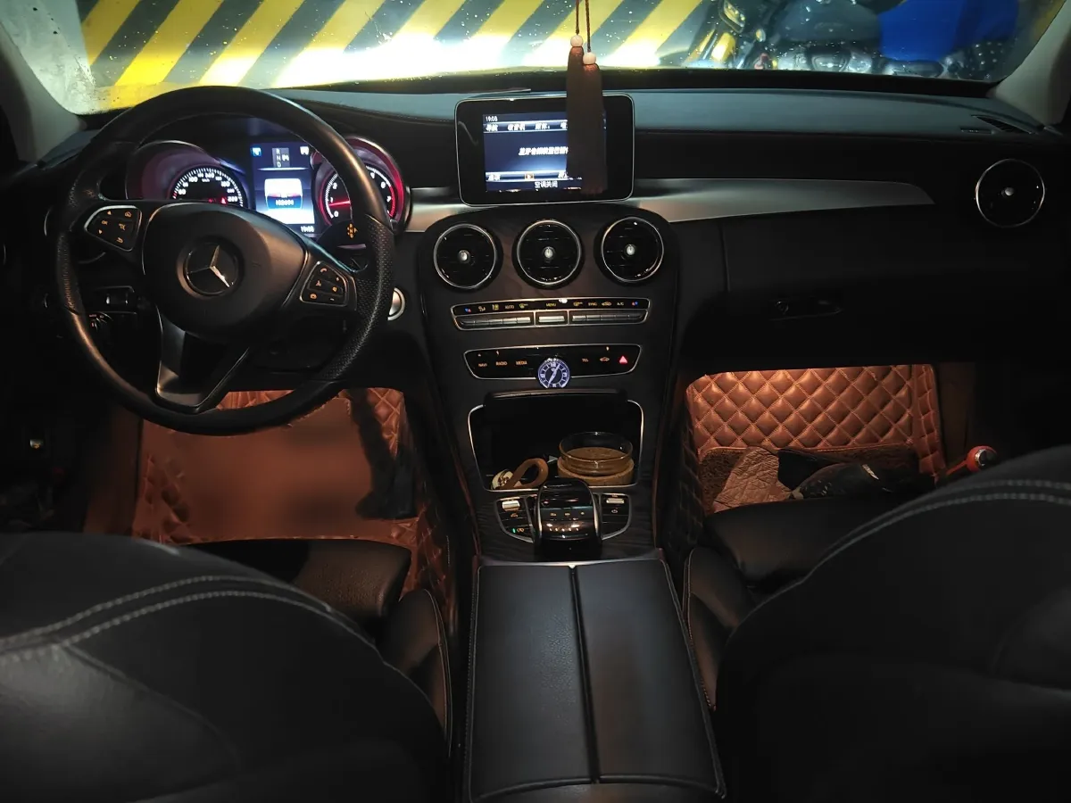 2017 Mercedes-Benz C Class 2.0T 184HP L4 7AT,autocango,china used car exporter,china ev exporter,chinese used car exporter,chinese used ev exporter