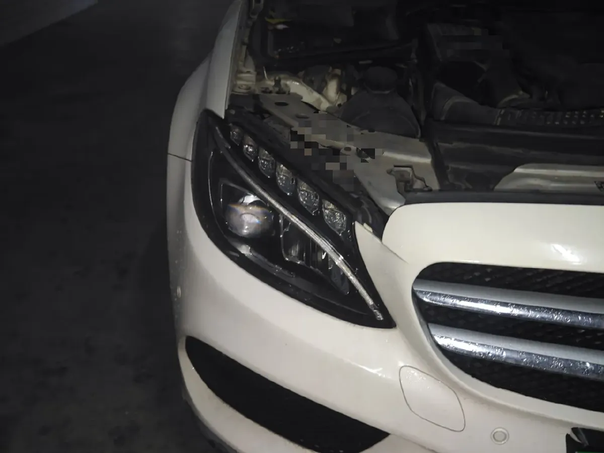 2017 Mercedes-Benz C Class 2.0T 184HP L4 7AT,autocango,china used car exporter,china ev exporter,chinese used car exporter,chinese used ev exporter
