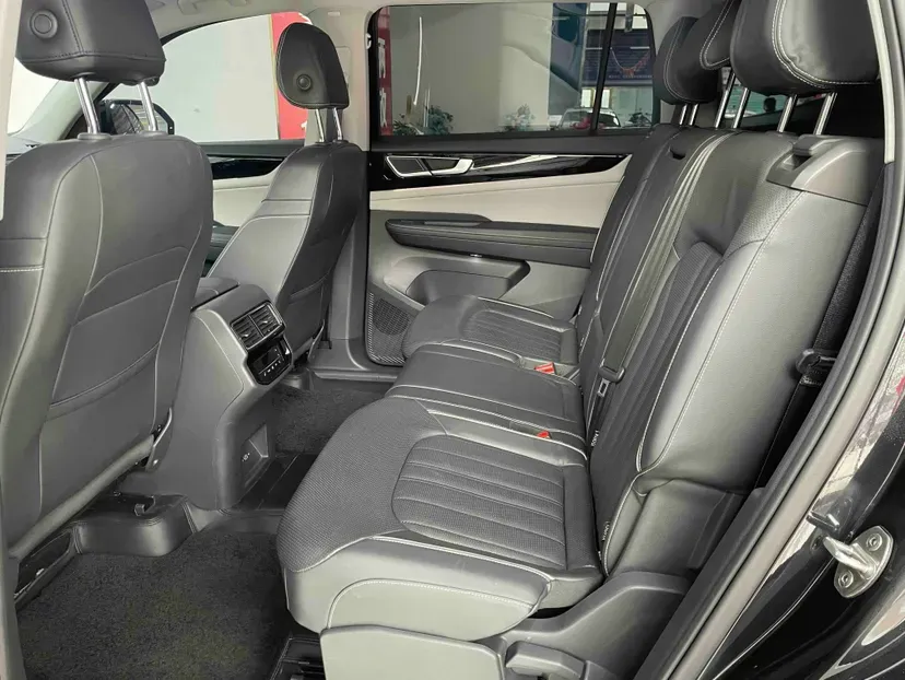 2021 Volkswagen Teramont 2.0T 220HP L4 7DCT,autocango,china used car exporter,china ev exporter,chinese used car exporter,chinese used ev exporter