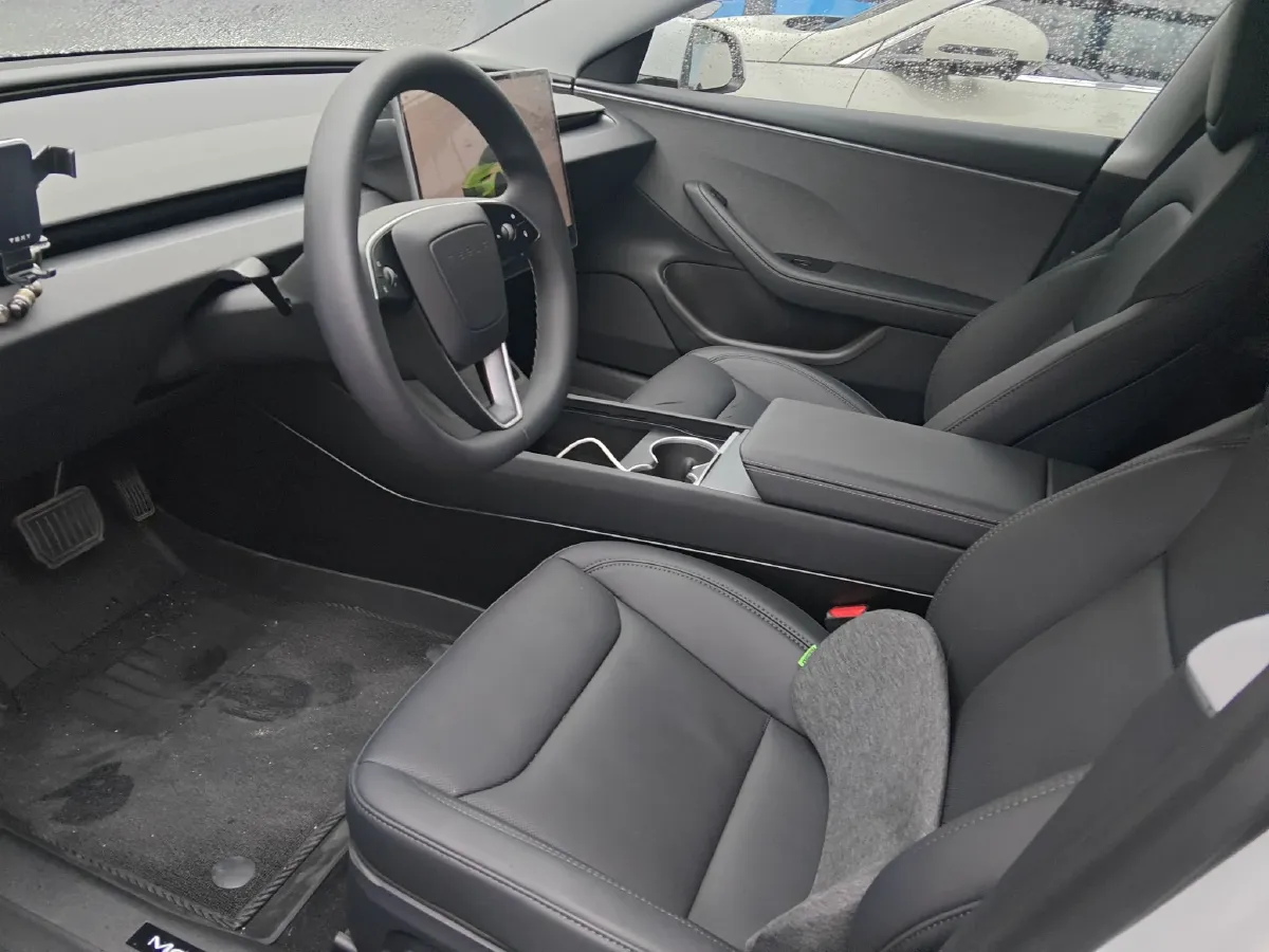 2025 Tesla Model 3 BEV,autocango,china used car exporter,china ev exporter,chinese used car exporter,chinese used ev exporter