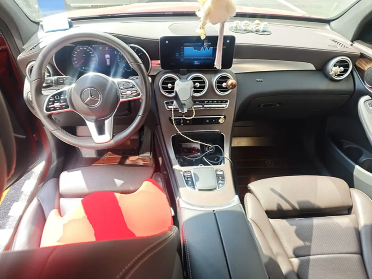 2020 Mercedes-Benz GLC Class 2.0T 197HP L4 9AT,autocango,china used car exporter,china ev exporter,chinese used car exporter,chinese used ev exporter