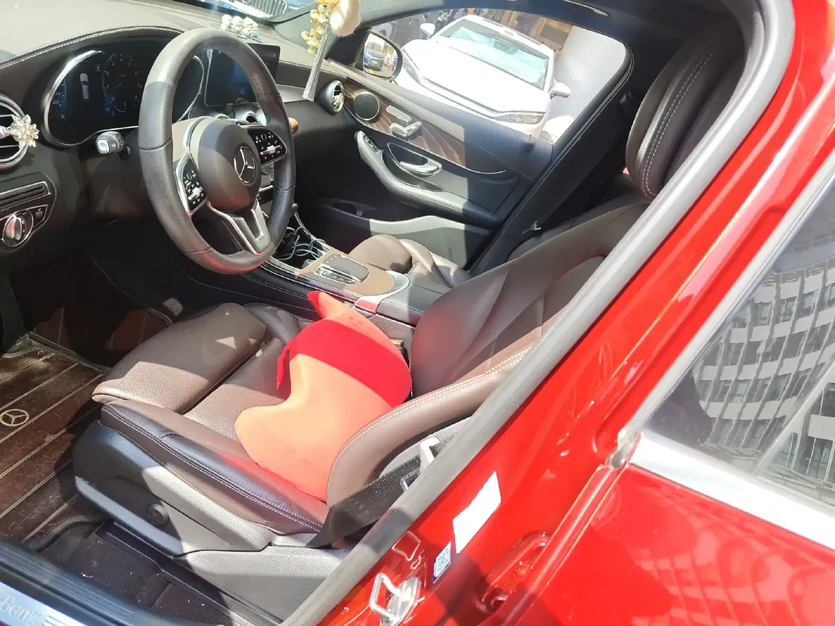 2020 Mercedes-Benz GLC Class 2.0T 197HP L4 9AT,autocango,china used car exporter,china ev exporter,chinese used car exporter,chinese used ev exporter