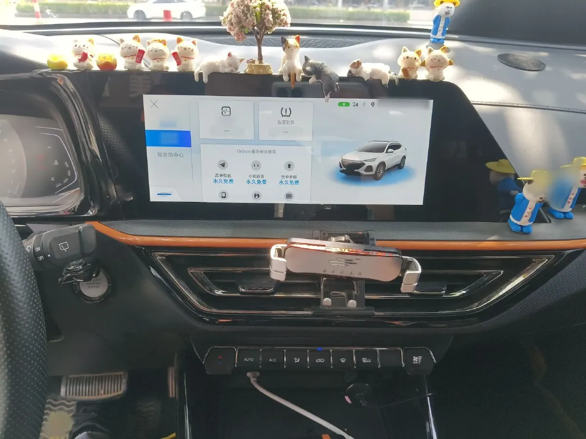 2022 Geely Binray 1.5T 181HP L4 7DCT,autocango,china used car exporter,china ev exporter,chinese used car exporter,chinese used ev exporter