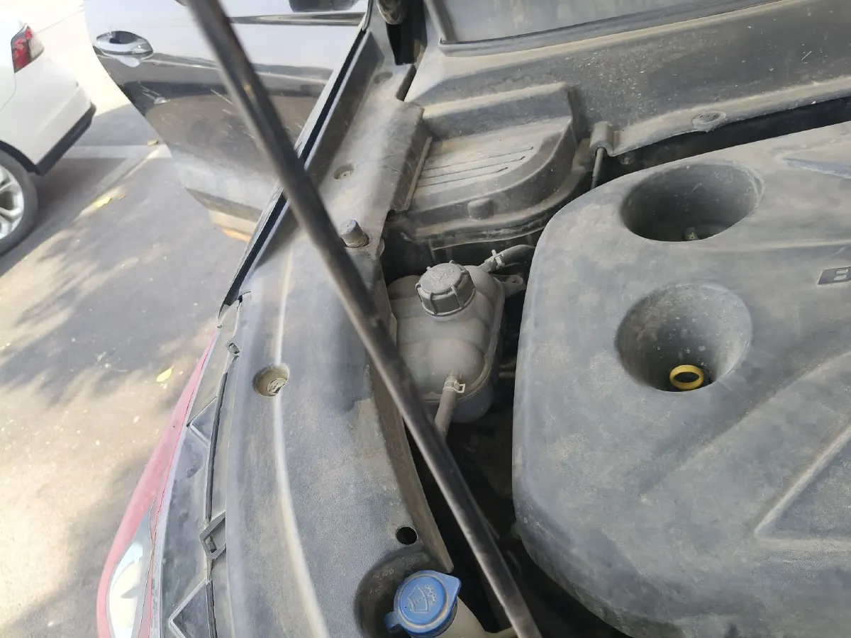 2022 Geely Binray 1.5T 181HP L4 7DCT,autocango,china used car exporter,china ev exporter,chinese used car exporter,chinese used ev exporter