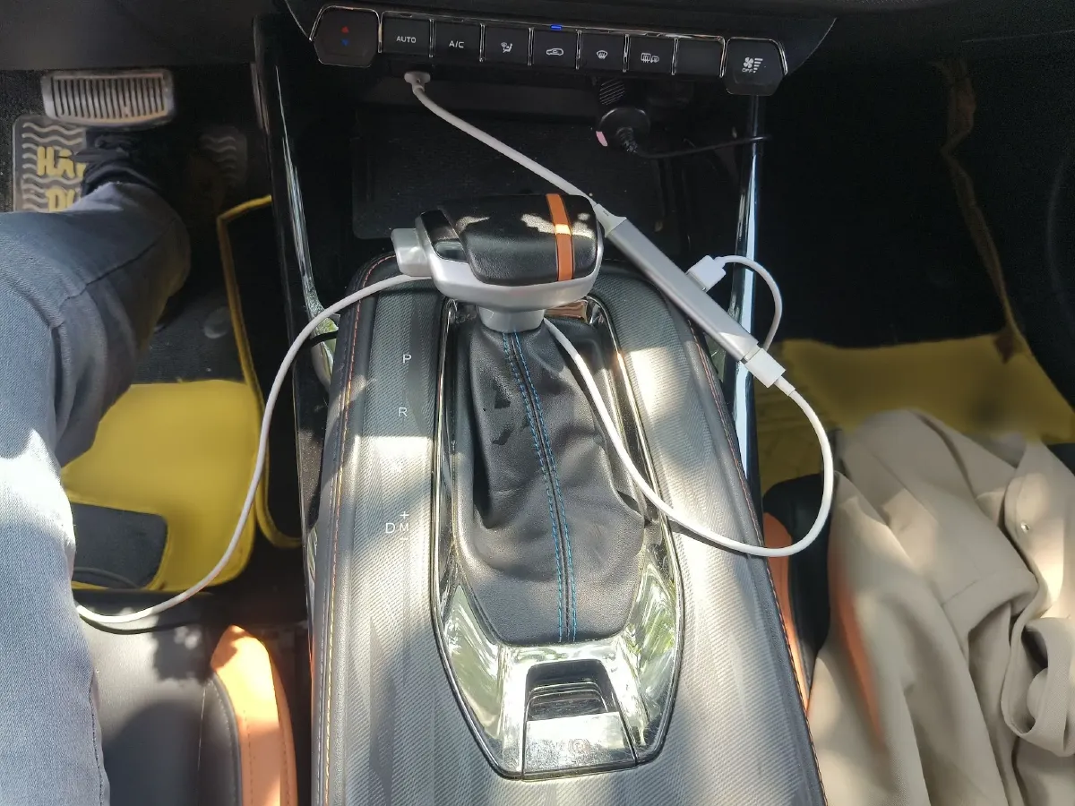 2022 Geely Binray 1.5T 181HP L4 7DCT,autocango,china used car exporter,china ev exporter,chinese used car exporter,chinese used ev exporter